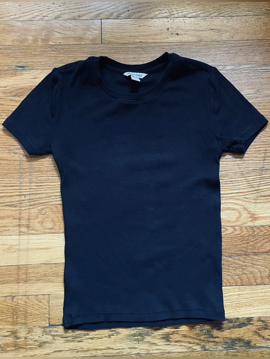 Organic Basics Tops - Organic basics cap sleeve baby tee black ribbed cotton